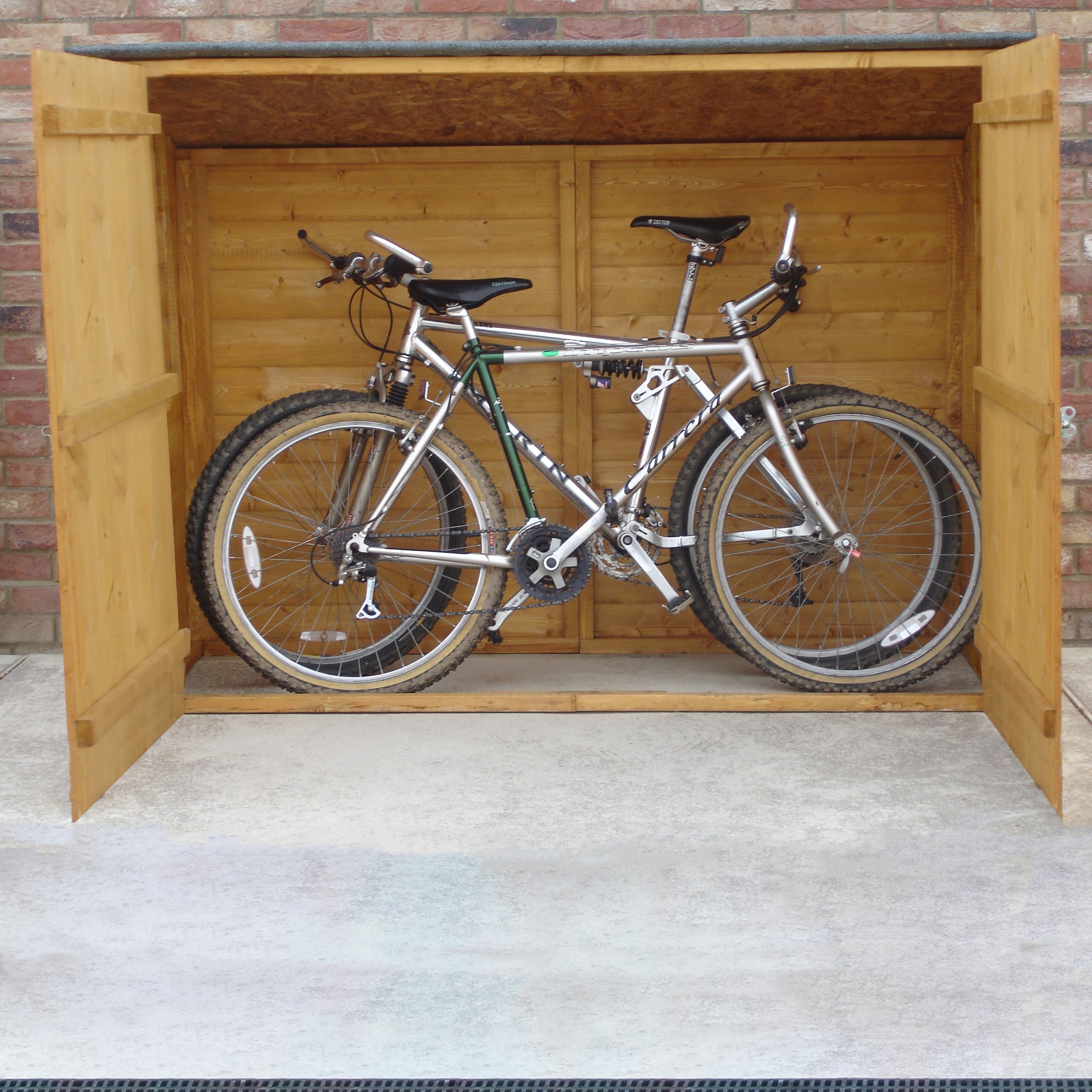 Shire Shiplap 2ft 6 x 6ft Pent Bike Store (no floor) - Image 2
